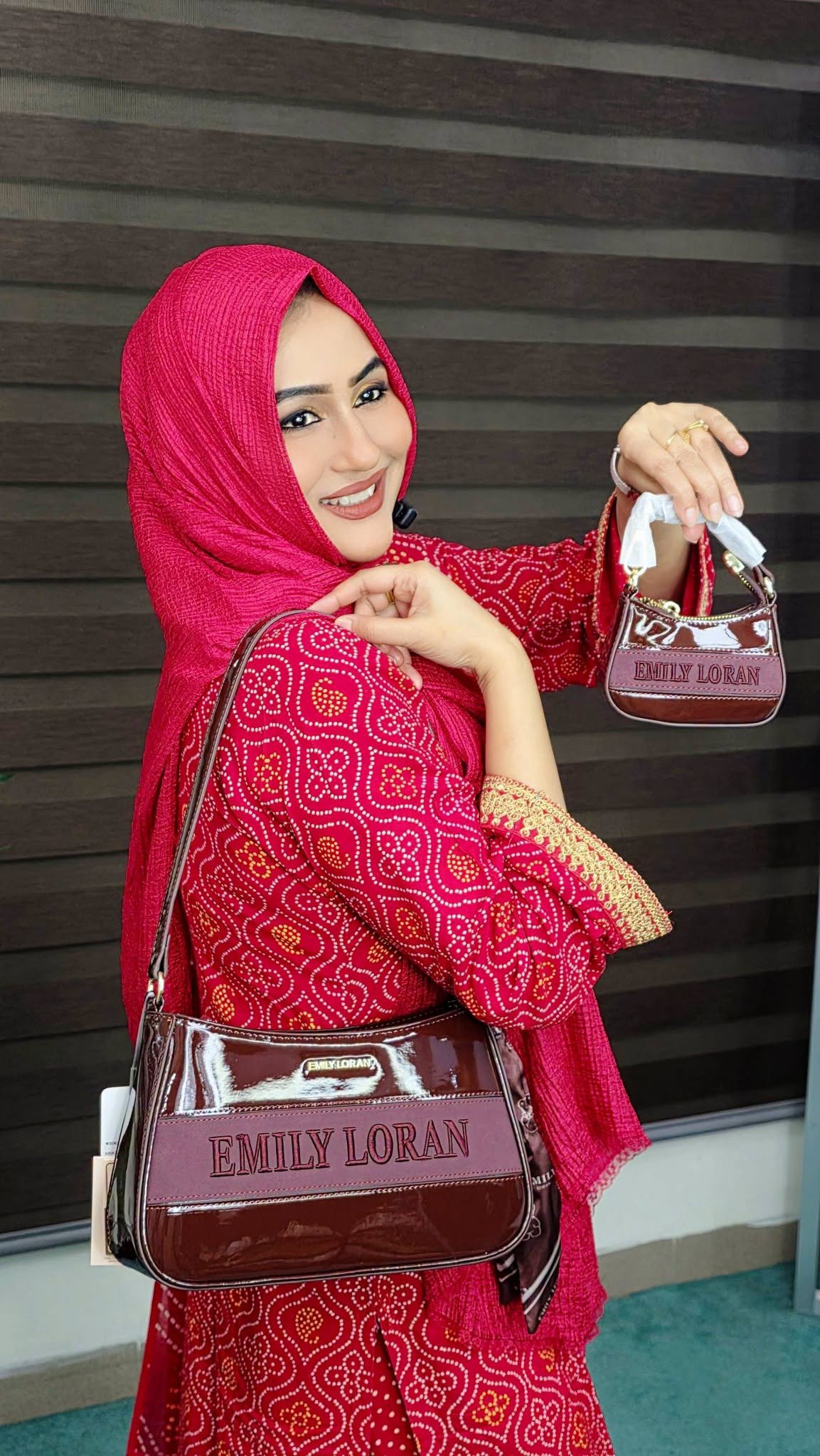 EMILY LORAN SYLISH LUXORIOUS BAG