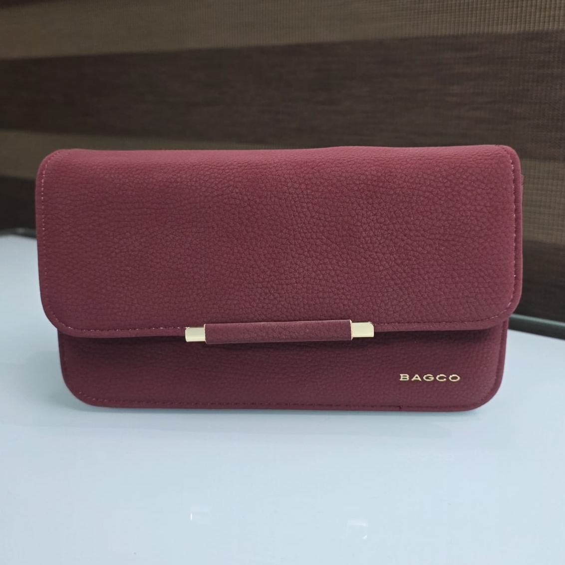 BAGCO Brand Premium Side Bag – Compact, Stylish & Elegant
