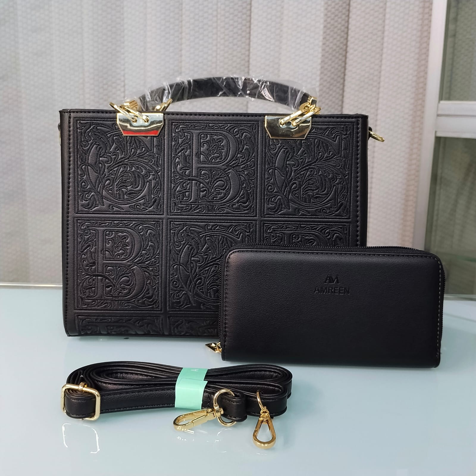 AMREEN Brand luxurious Hand bag with long belt (2550)