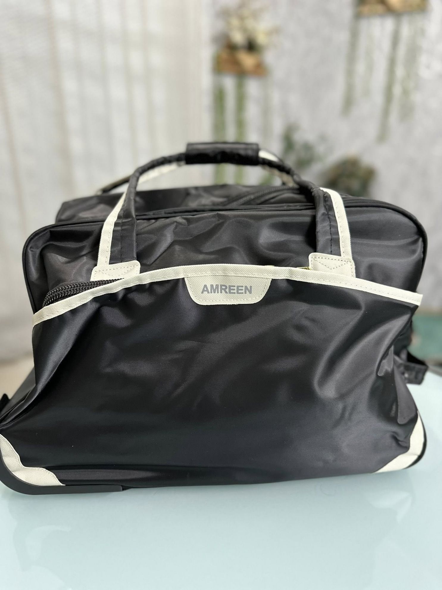 Amreen Rexine Fabrics Big Travel Trolly Black Bag