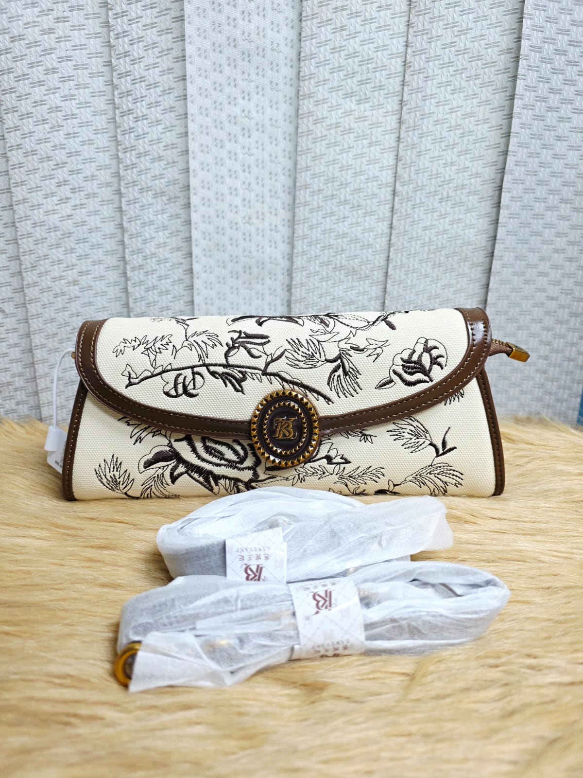 BANEVANF Brand Luxurious Hand Purse – Elegant & Stylish Women's Purse