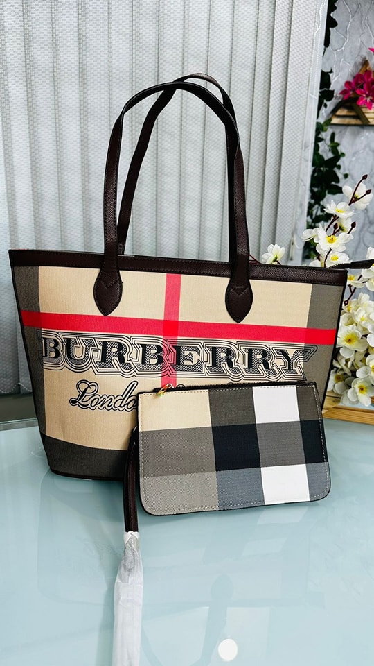 BURBERRY LONDON England Two in One Bag