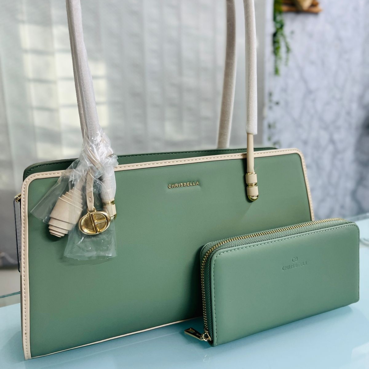 Chris Bella Luxurious Light Green Shoulder Bag