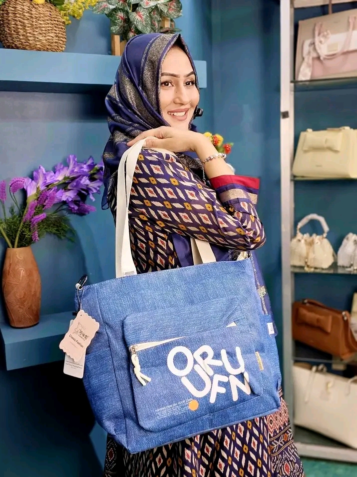 Classic Fashion Luxurious Fabric Tote Bag (C251)