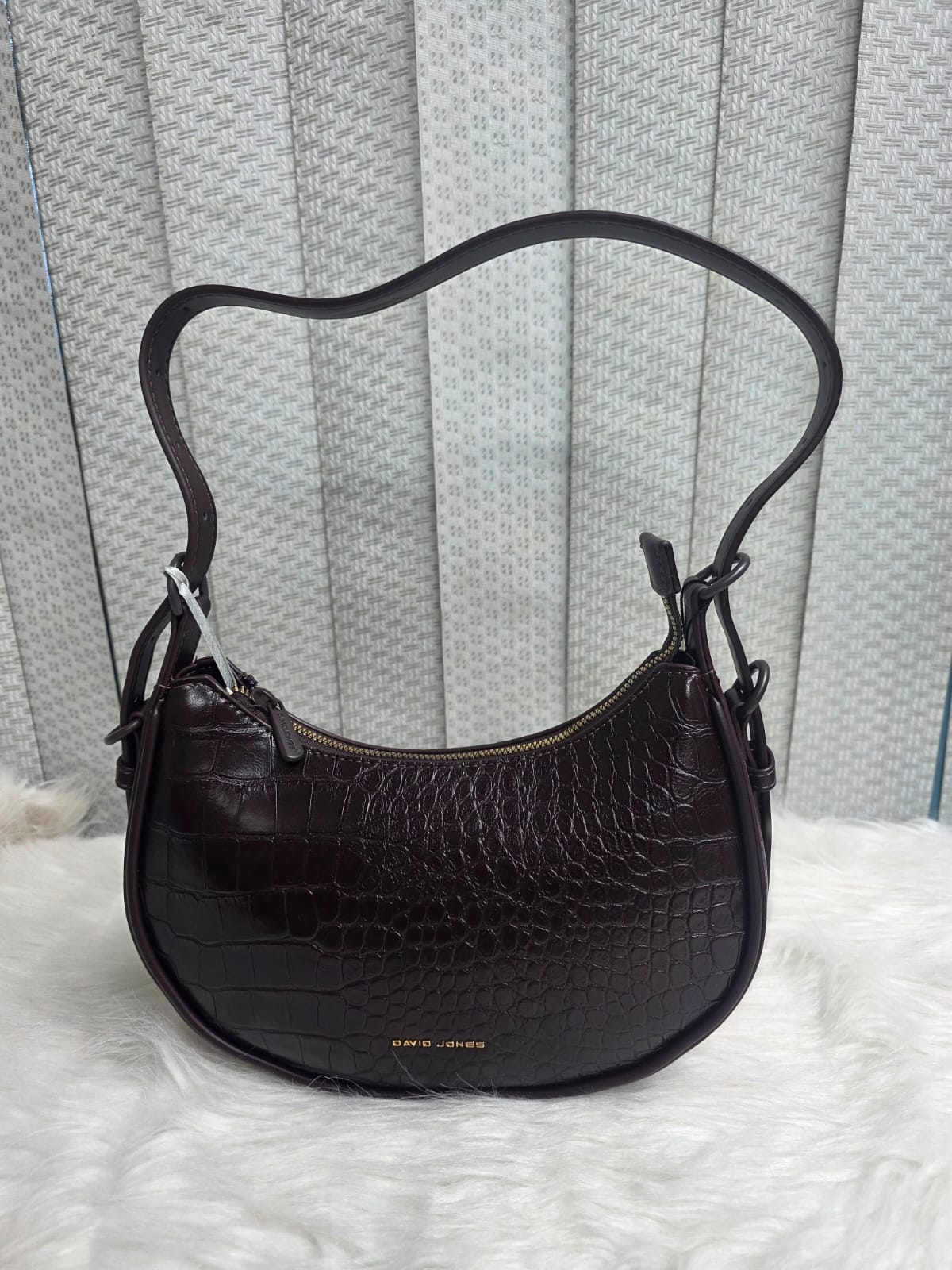 David Jones Brand Premium Leather Side Bag