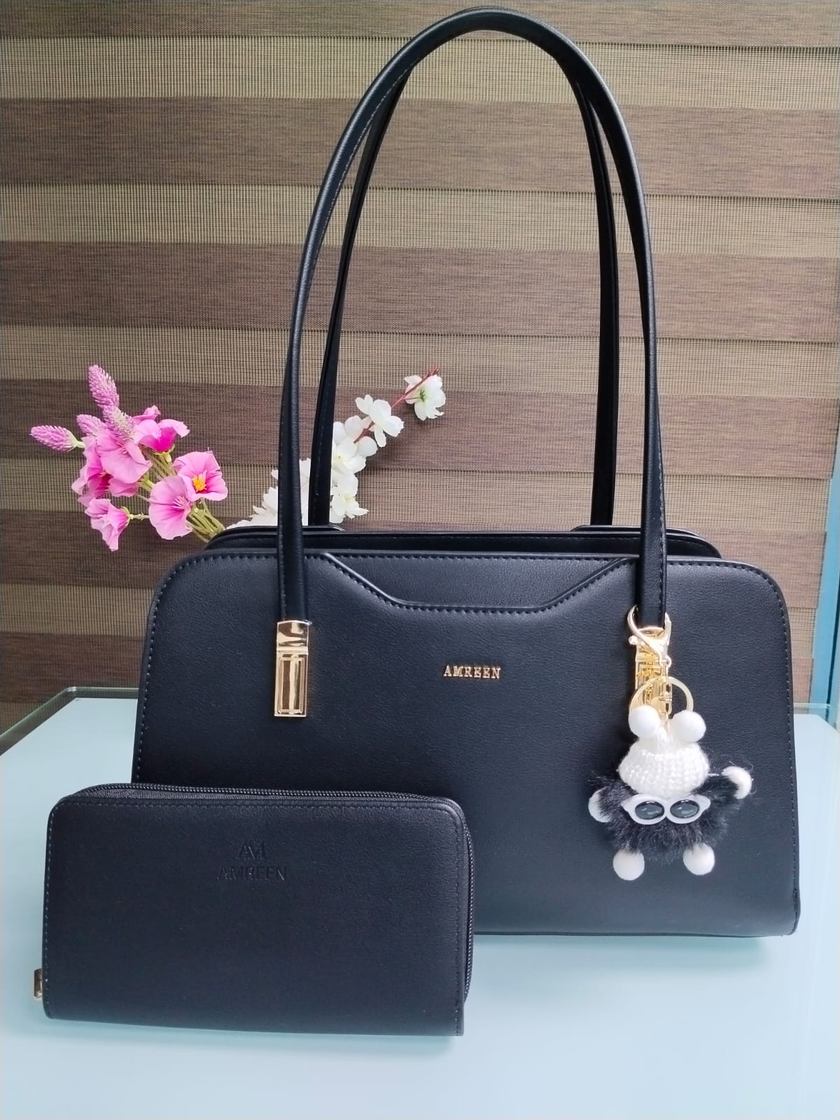 Amreen Brand Exclusive New Shape Exclusive Ladies Bag With Purse