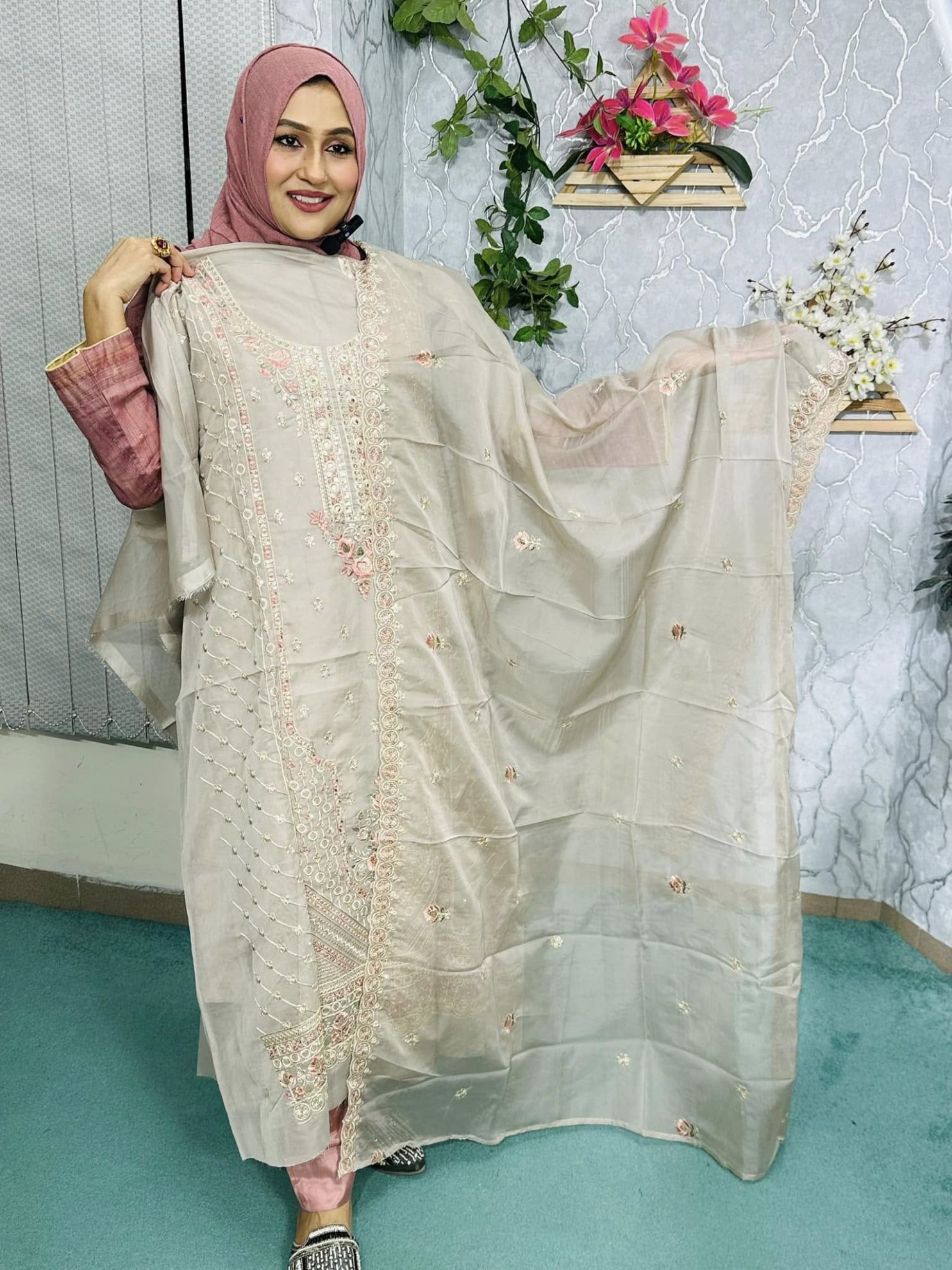 Indian Boutique Embroidery Three Piece
