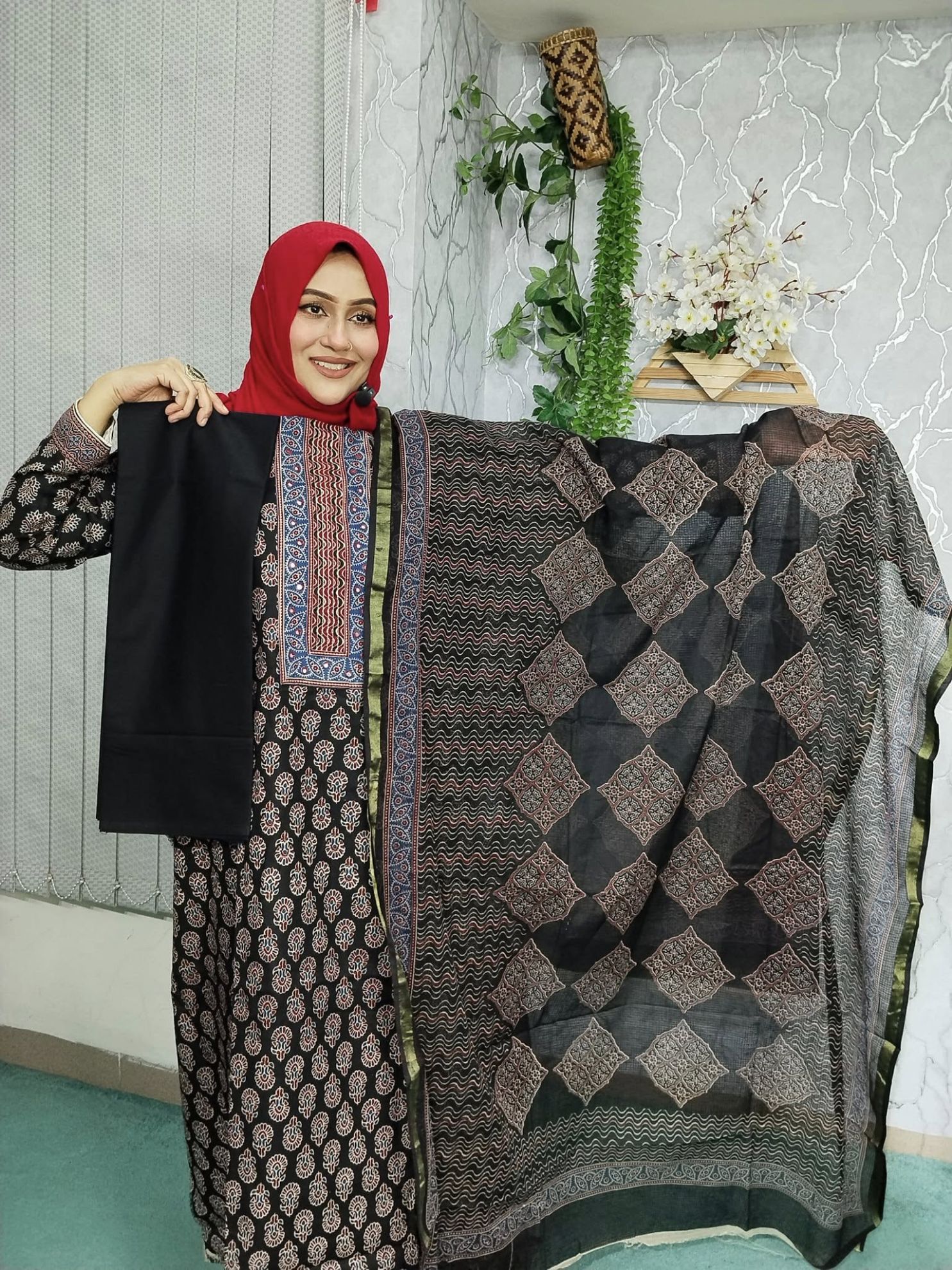 Indian Exclusive Boutiques 3 pieces