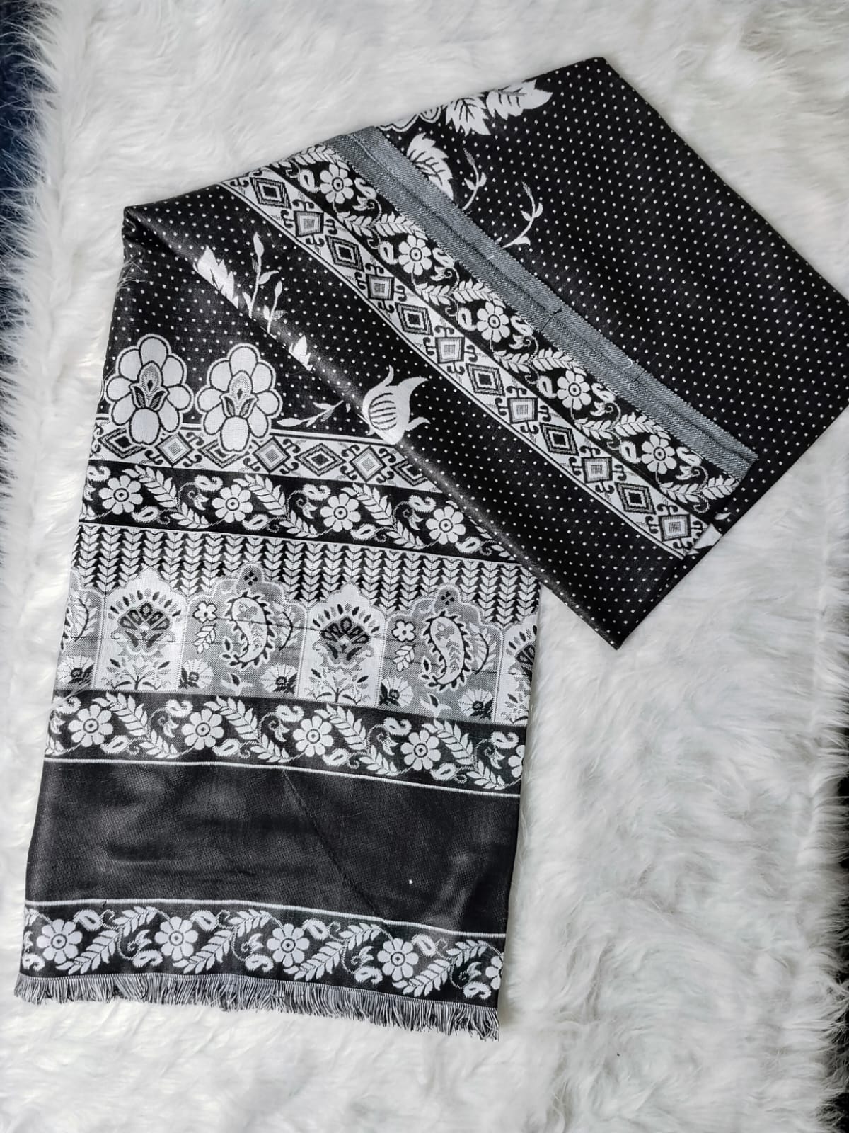 Kashmiri Printed Shawl