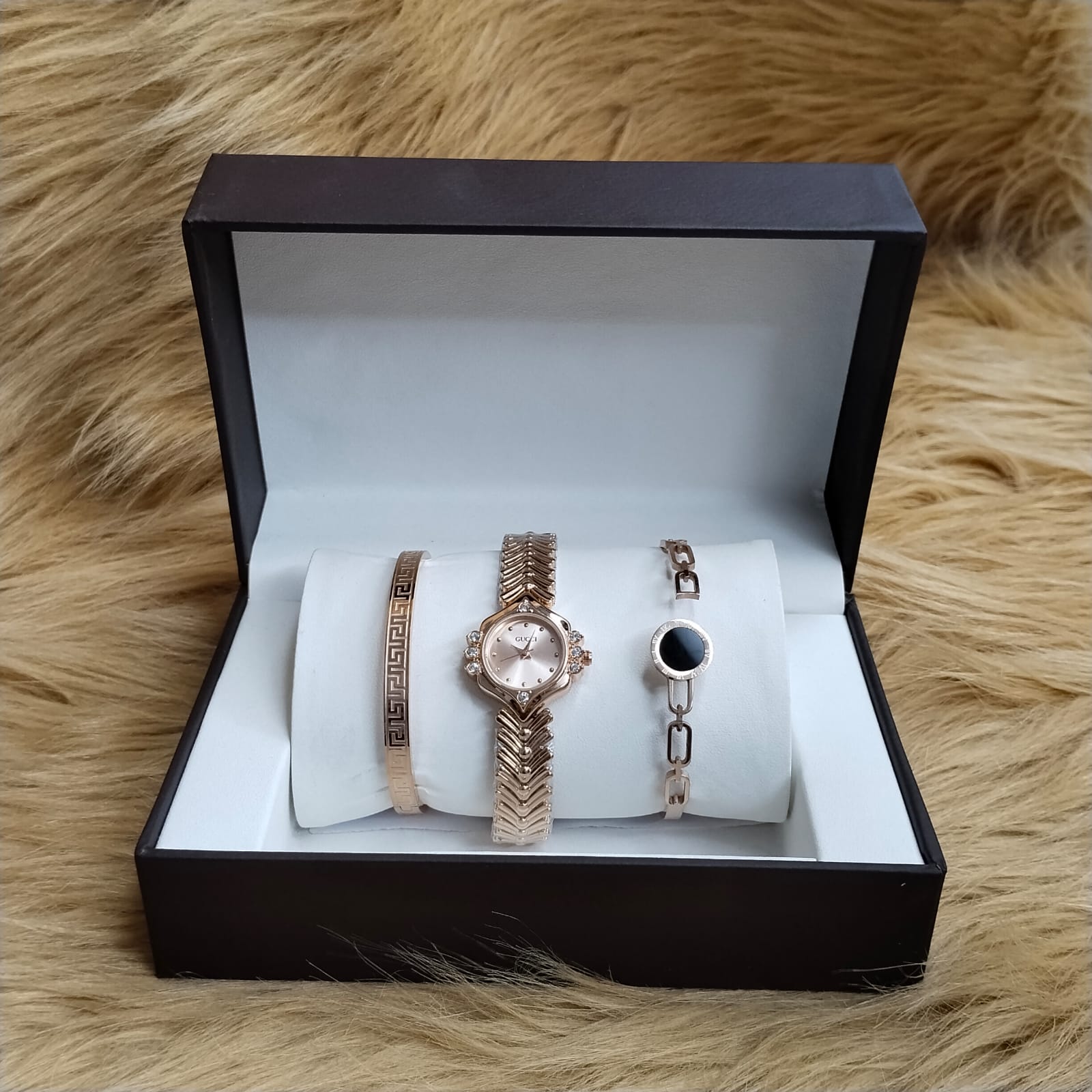 Luxurious Watch & Bracelet Triple Combo – Ultimate Style Set for Timeless Elegance