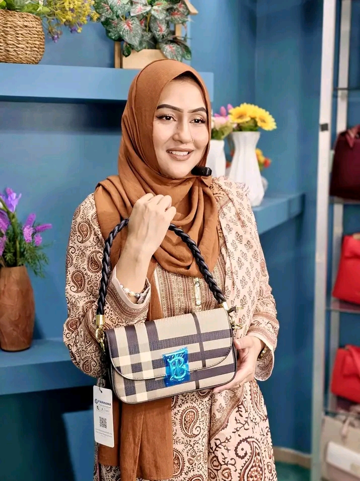 Premium Leather Luxurious Shoulder Bag (3680)