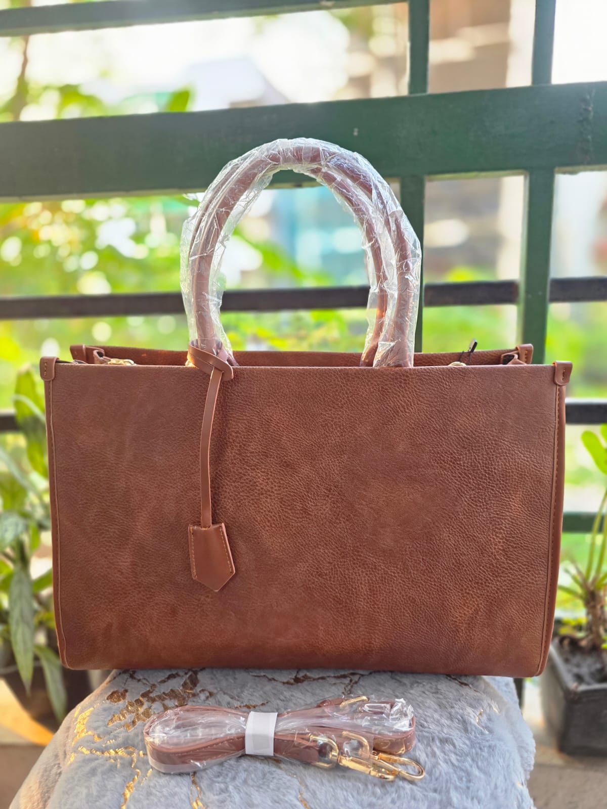 Premium Leather Luxurious Shoulder Bag