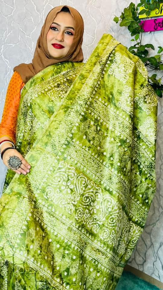Saewodaya Motka Silk Fabrics Sharee