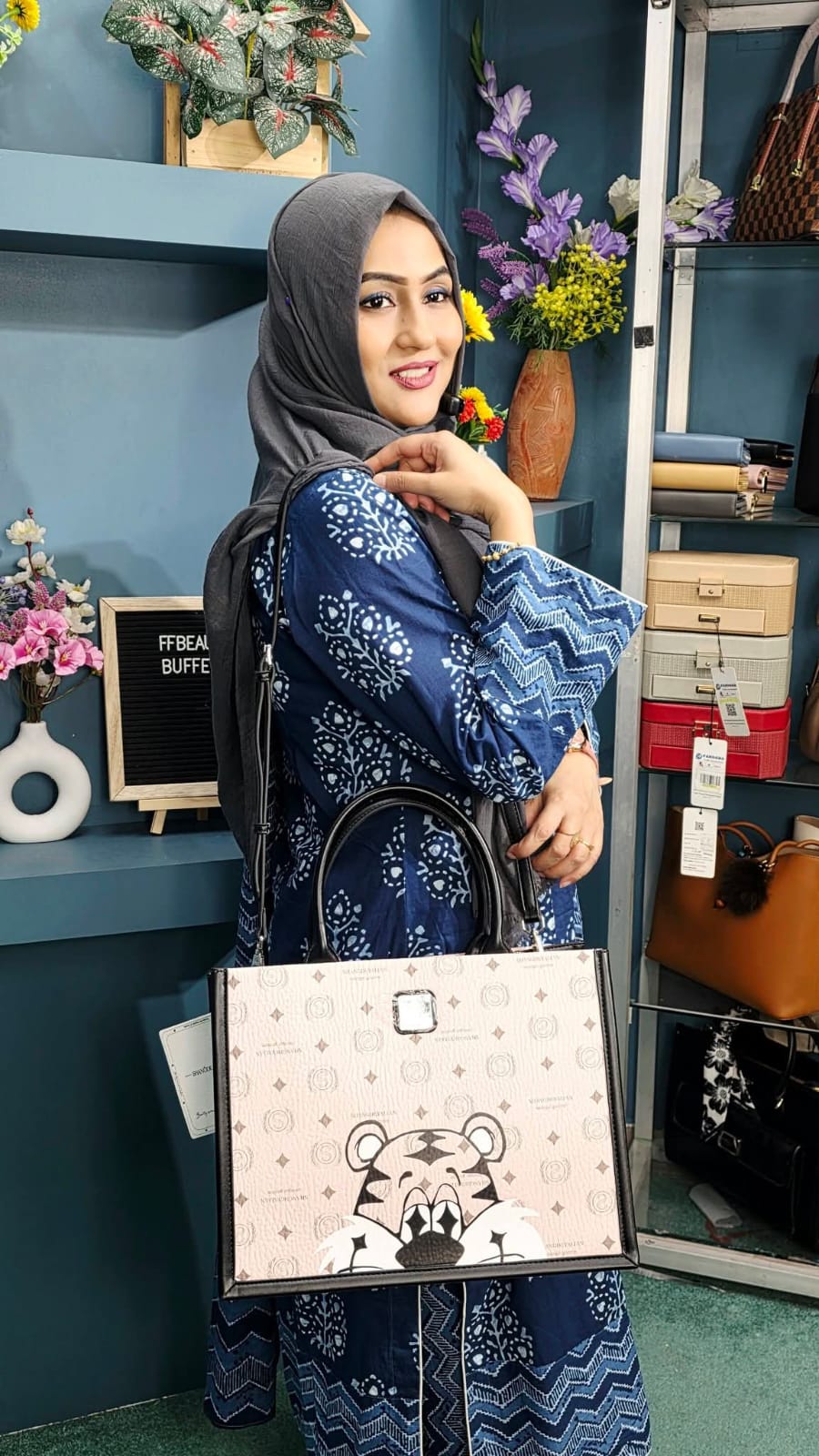 SHANGDEYALIAN Luxurious Hand Bag with Long Belt
