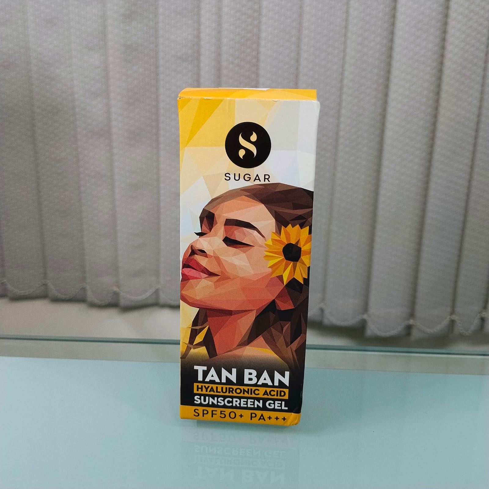 Sugar TAN BAN Hyaluronic Acid Sunscreen Gel – 50ml