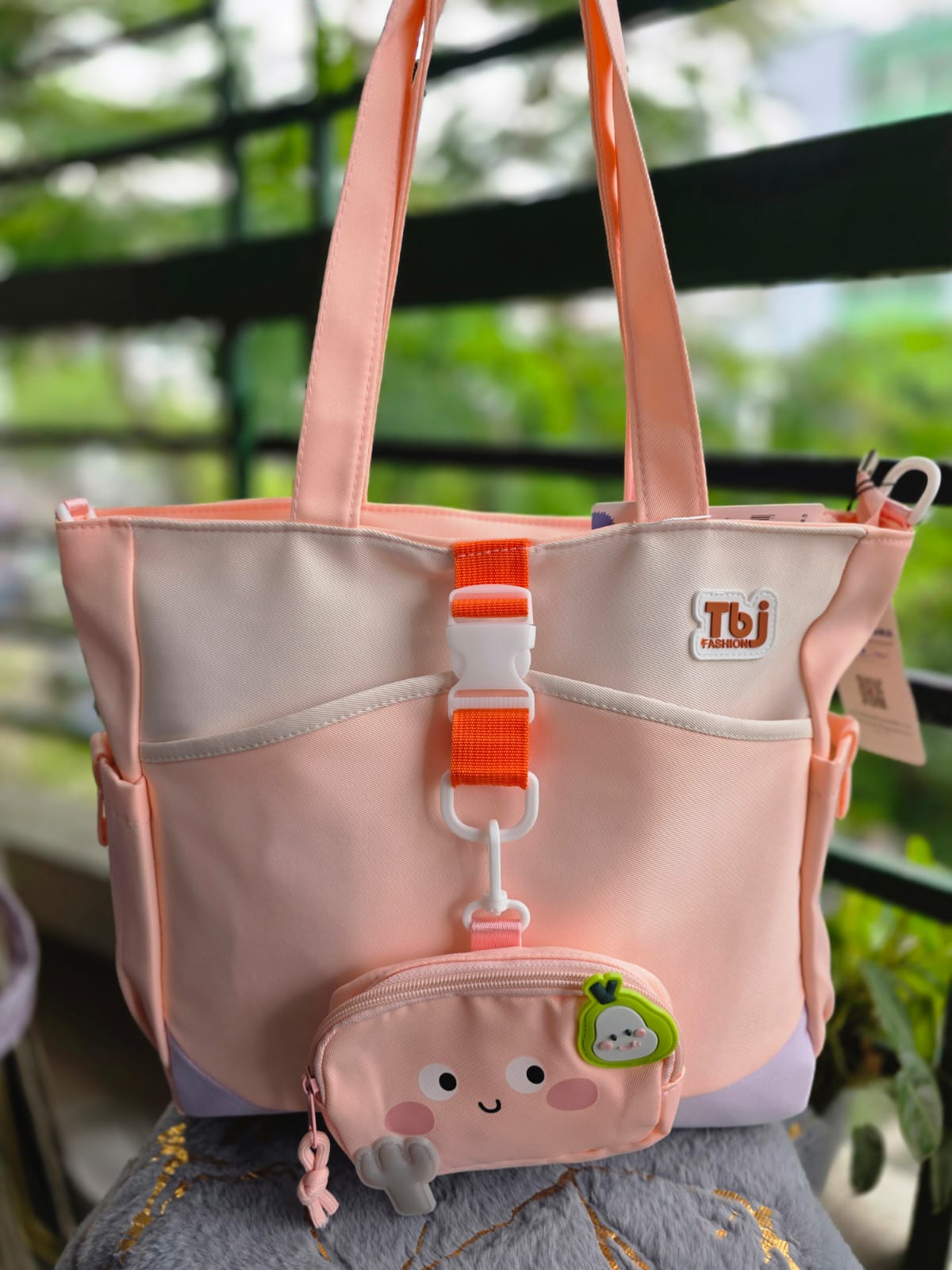 TBJ Fashion Luxurious Fabric Tote Bag