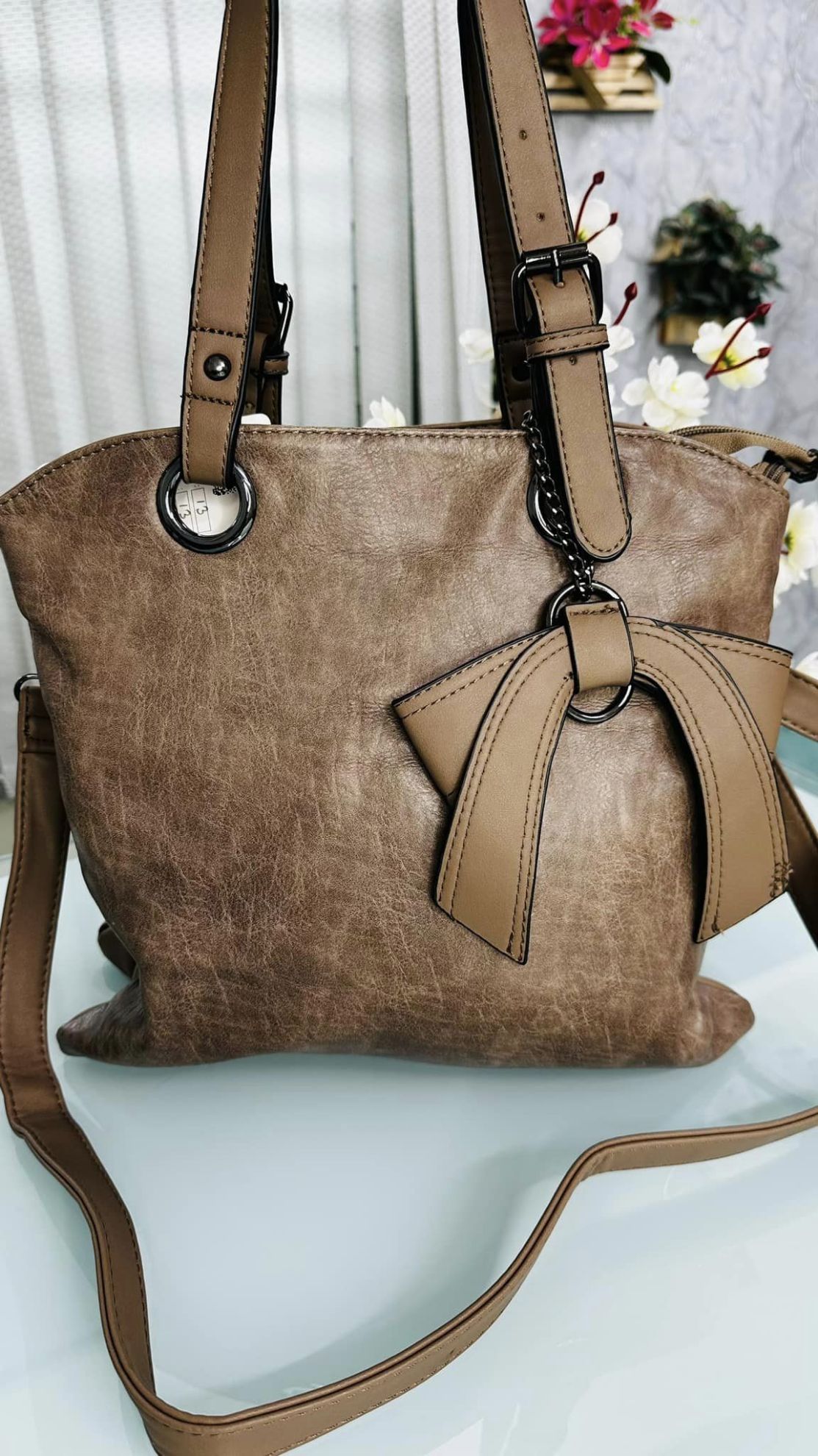 Timeless Totes & Clutches Purse Perfection College Style Tote Bag