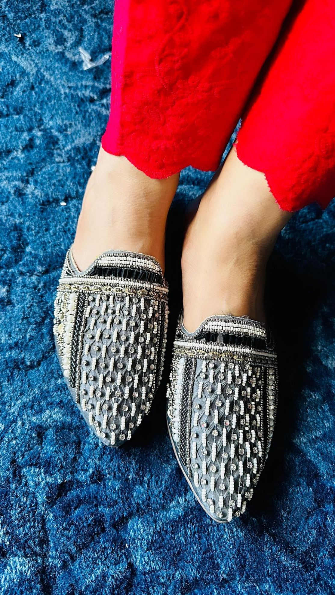 UNICO Sreeleathers Sandals