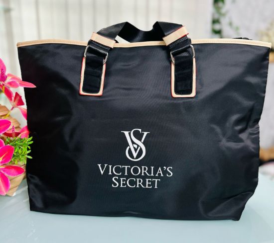 Picture of Victorias Secret Brand Parachute Fabrics Travel Bag (Single Zipper)