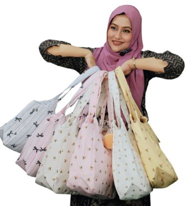 Picture of Premium Fabric Tote Bag – Style That Simplifies Your Every Day