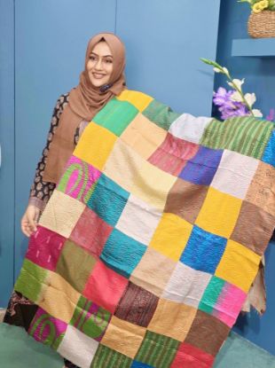 Picture of Katha Stiched Dupatta