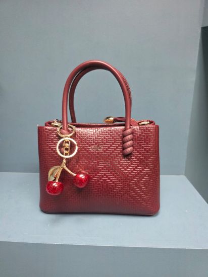 Picture of Sufei Luxurious Hand Bag with Long Belt (H96669)