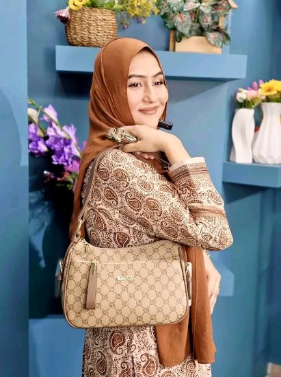 Picture of WANU Luxurious Shoulder Bag (8108)